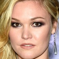 Julia Stiles Naakt