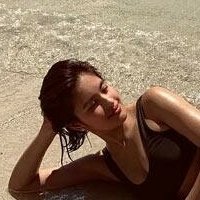 Julie Anne Naakt