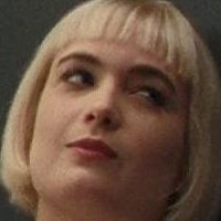 Julie Brémond Naakt