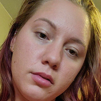 Julie Elizabeth Marie Naakt