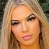 Kaity Carlon Naakt