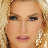 Kari Nautique Naakt