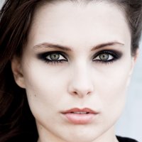 Kate Yacula Naakt