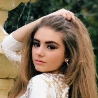 Katelin Milani Naakt
