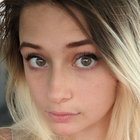 katerino Naakt