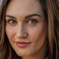 Katherine Barrell Naakt