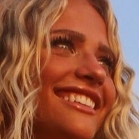Kathryn Ortmeier Naakt