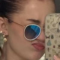 Katie Beth Hall Naakt