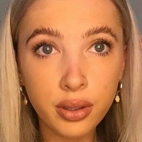 Katie Owen Naakt