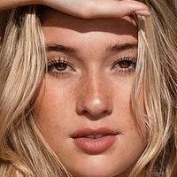 Kayla Azjones Naakt