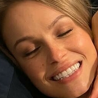Kayla Wallace Naakt