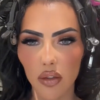 Kayleyb Naakt
