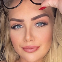 kellymilana Naakt