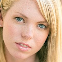 Kelsey Carlisle Naakt