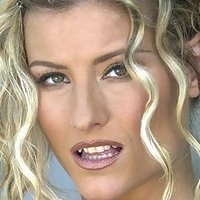 Kerri Kendall Naakt