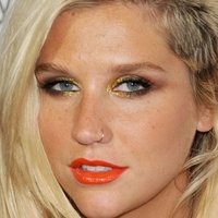 Kesha Rose Sebert Naakt