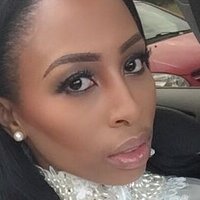Khanyi Mbau Naakt