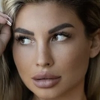 Kim Famous Naakt