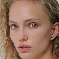 Kim Van der Laan Naakt
