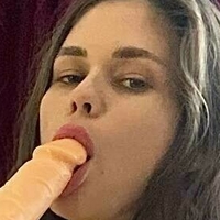 Kira Cherrys Naakt