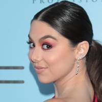 Kira Kosarin Naakt