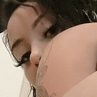 kirawrrra Naakt