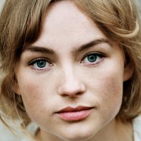 Kyra Sophia Kahre Naakt