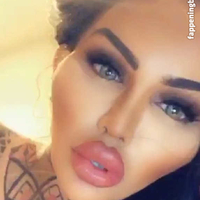 Lady Pleasure Naakt