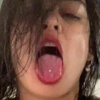 Laigiaa Naakt