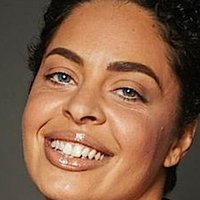 Laila Petrone Naakt