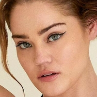 Laney DeGrasse Naakt