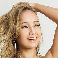 Larisse Farias Naakt