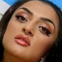 Latoya Devi Naakt