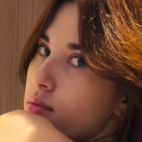 Lau.Reyess Naakt