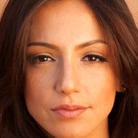 Laura Alemán Naakt