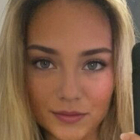 Laura Bauer Naakt