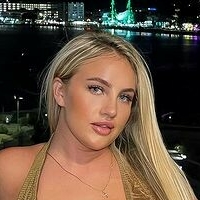 LAURA GOLD Naakt