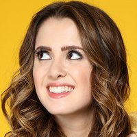 Laura Marano Naakt