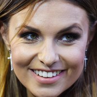 Laura Wontorra Naakt