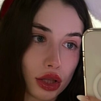 Laurel Naakt