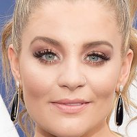 Lauren Alaina Naakt