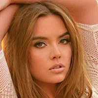 Lauren Hanley Naakt