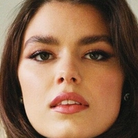 Lauren Searle Naakt