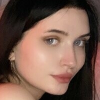Lavri Naakt