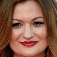 Leah McKendrick Naakt