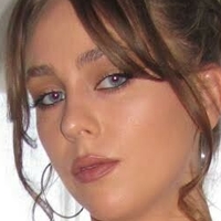 Leanne Fabian Naakt