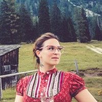 Lena Hoschek Naakt