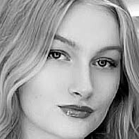Leonie.m Naakt