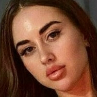 Leslie Shay Naakt