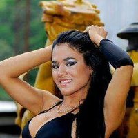 Lesly Tuchez Naakt